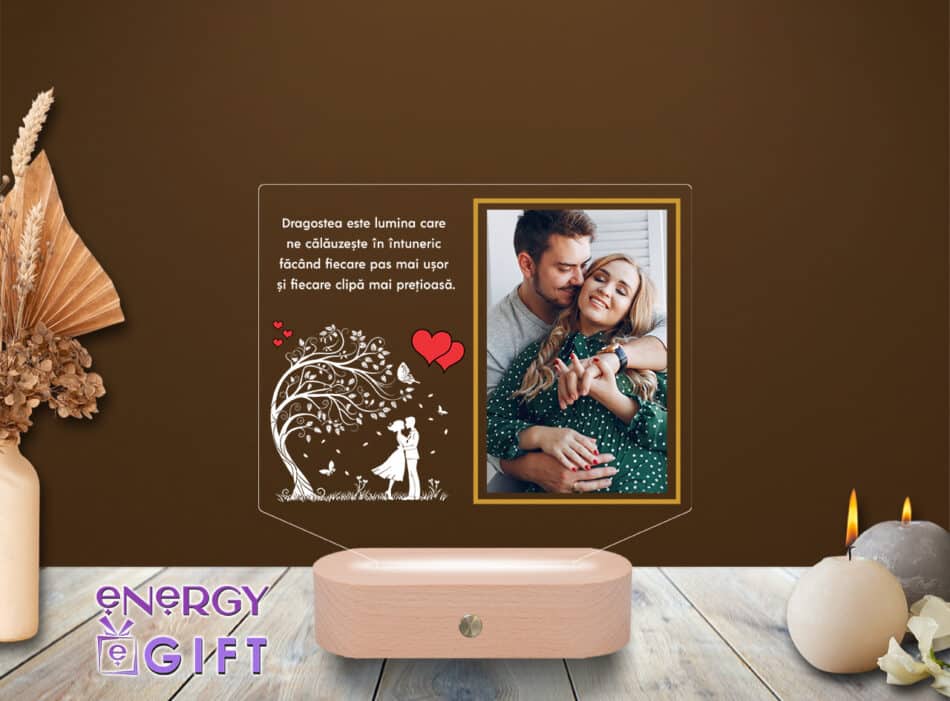 Lampă LED 3D personalizată prin printare – ramă foto cu poză de cuplu și mesaj romantic