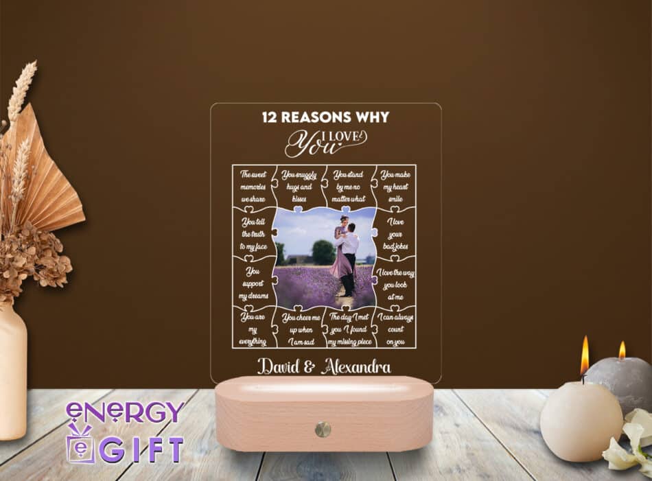 Lampă LED 3D romantică – cu design tip puzzle și mesaj personalizat "12 motive de ce te iubesc"