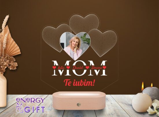 Lampă LED 3D personalizată cu ramă foto, poză gravată și bază din lemn – cadou special pentru mama