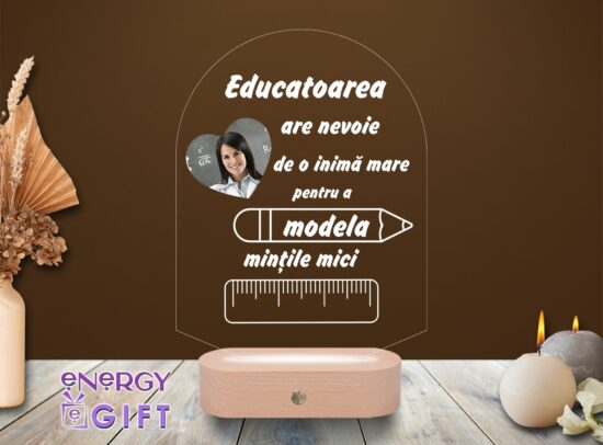 Lampă LED 3D personalizată prin printare – cadou apreciativ pentru cadre didactice