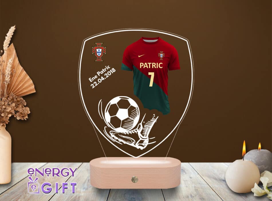 Lampă LED personalizată cu tematică Cristiano Ronaldo – cadou pentru suporteri