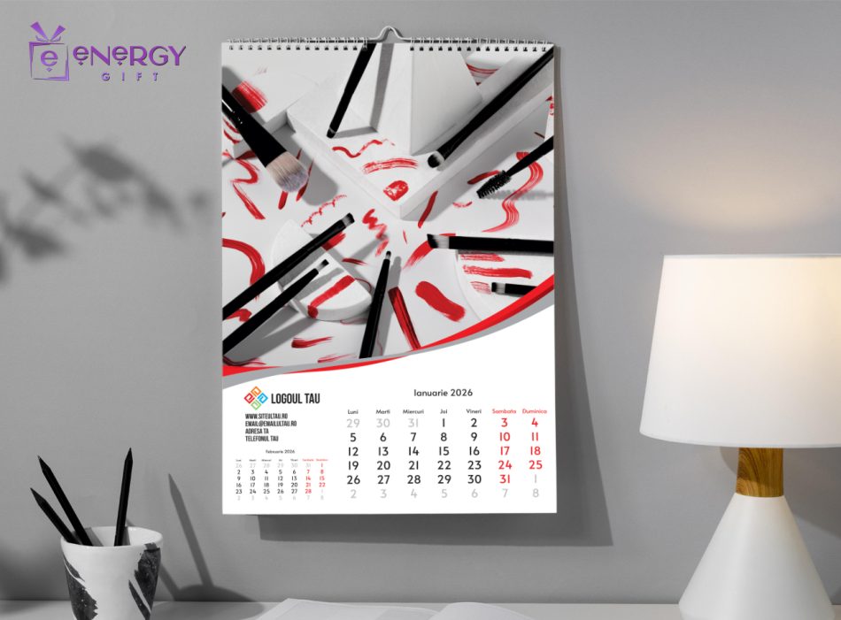 calendar de perete personalizat pentru firme EnergyGift, 12 file A3, cu imagini și slogan