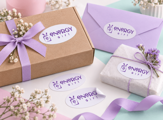 Etichete autocolante personalizate ovale 5x3 cm în mai multe culori